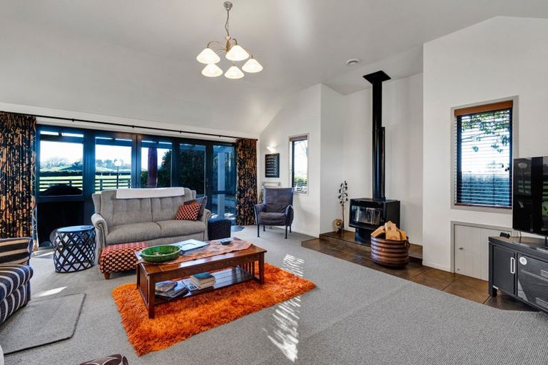 Photo of property in 60 Brookes Road, Cardiff, Stratford, 4391