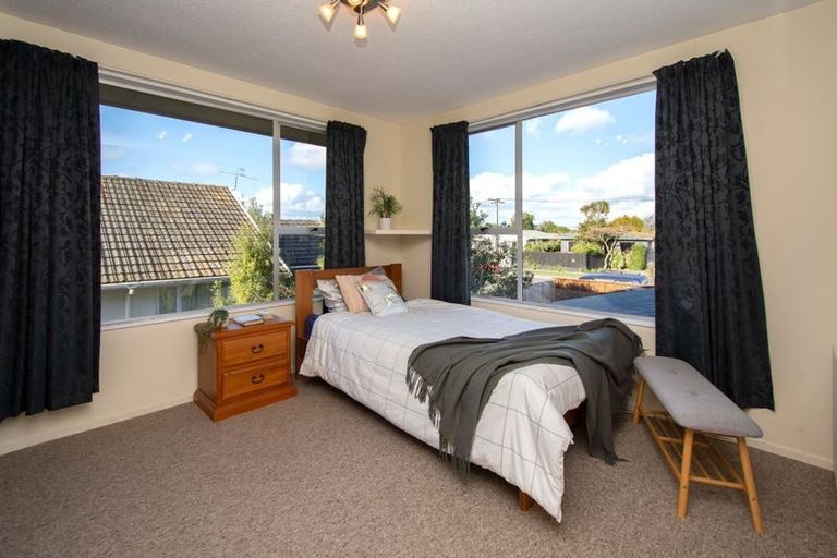 Photo of property in 56 Effingham Street, North New Brighton, Christchurch, 8083