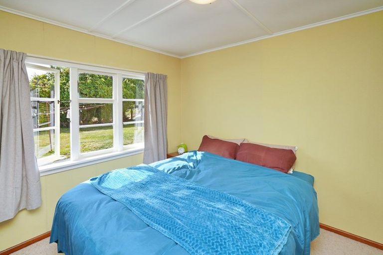 Photo of property in 920 Main North Road, Woodend, Kaiapoi, 7691