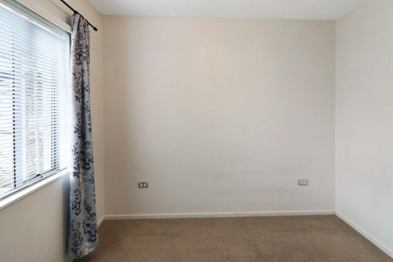 Photo of property in Monterey Apartments, 11/232 Middleton Road, Glenside, Wellington, 6037