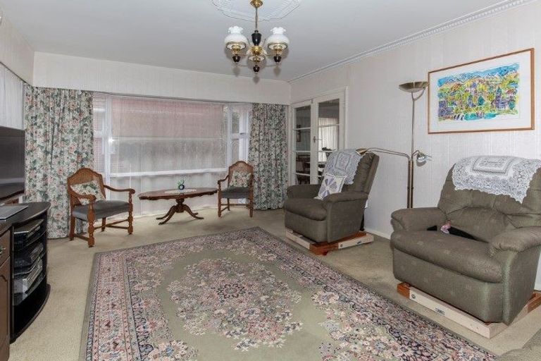 Photo of property in 17 Halliwell Avenue, Papanui, Christchurch, 8052