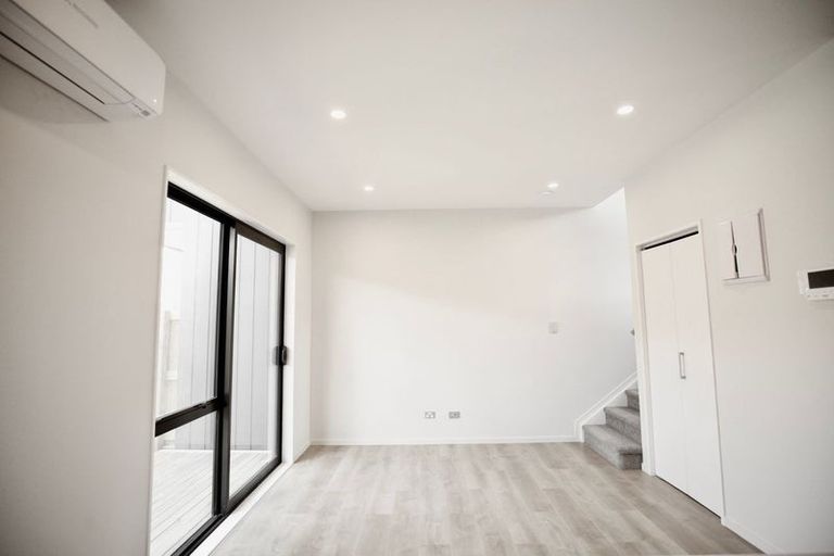 Photo of property in 48 Picturesque Drive, Flat Bush, Auckland, 2019