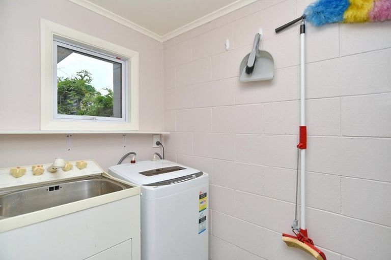 Photo of property in 124 Kippenberger Avenue, Rangiora, 7400