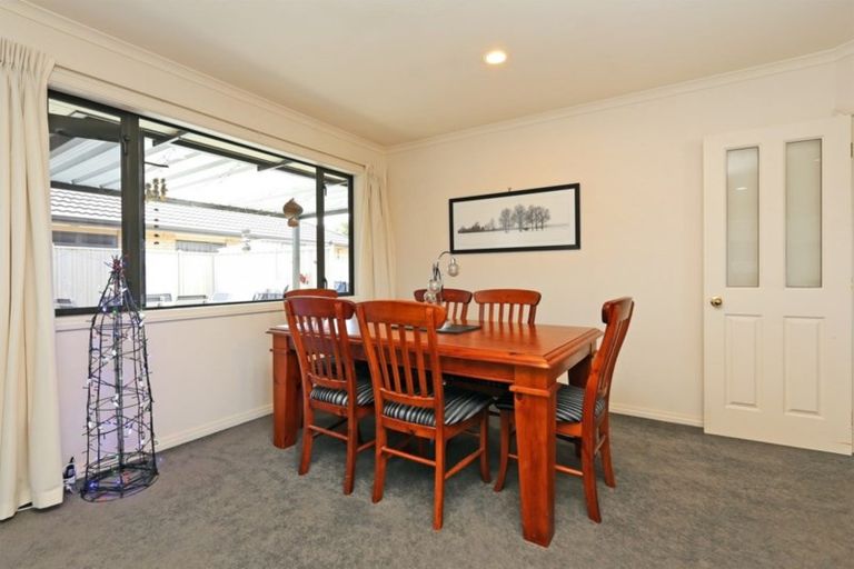 Photo of property in 205 Frimley Oaks, Frimley, Hastings, 4120