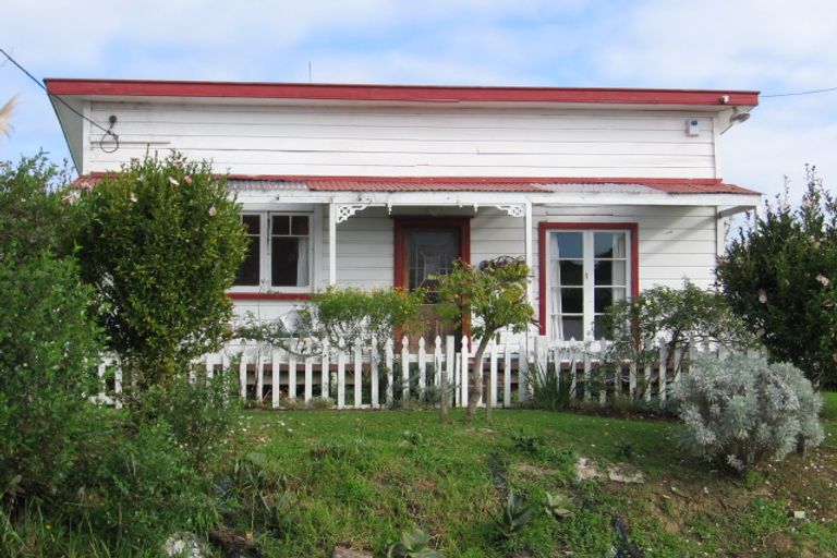 Photo of property in 4 Church Street, Swanson, Auckland, 0612