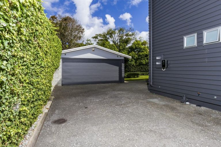 Photo of property in 28 Muritai Road, Milford, Auckland, 0620