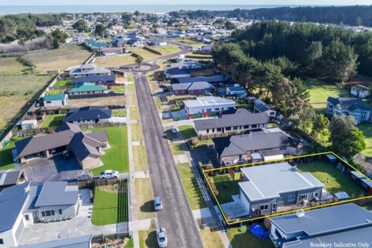 Photo of property in 26 Sandown Avenue, Himatangi Beach, Foxton, 4891