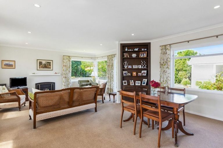 Photo of property in 6 Kaikomako Road, Waikanae, 5036