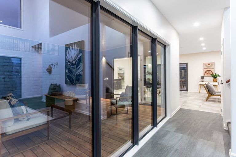 Photo of property in 50 Schooner Drive, Whitby, Porirua, 5024