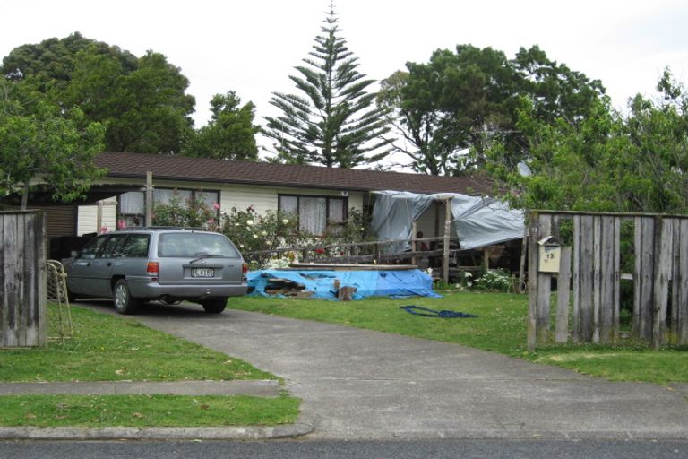 Photo of property in 13 Avro Place, Mangere, Auckland, 2022
