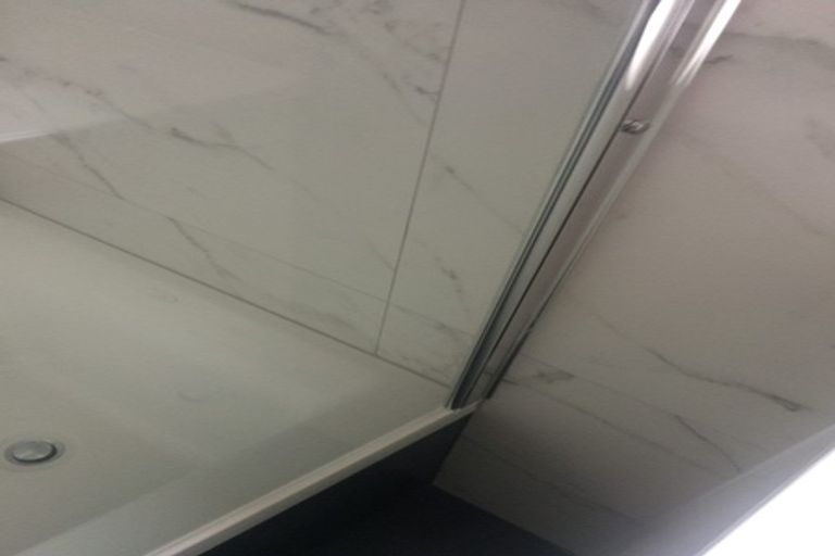 Photo of property in 61a Farquhar Road, Glendene, Auckland, 0602