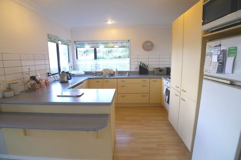 Photo of property in 12 Bowes Crescent, Strathmore Park, Wellington, 6022