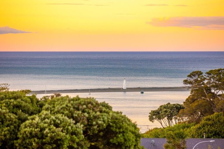 Photo of property in 93 Princes Drive, Britannia Heights, Nelson, 7010