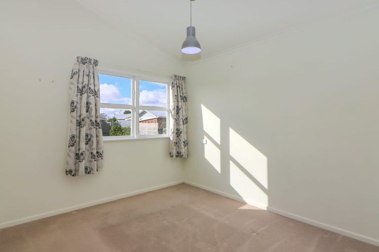 Photo of property in 3 Beechwood Avenue, Levin, 5510