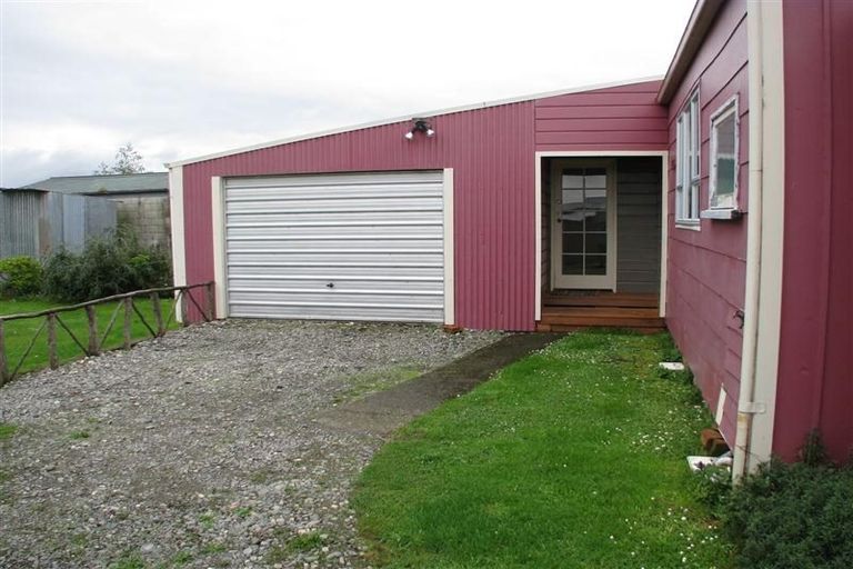 Photo of property in 11 Mary Street, Otautau, 9610