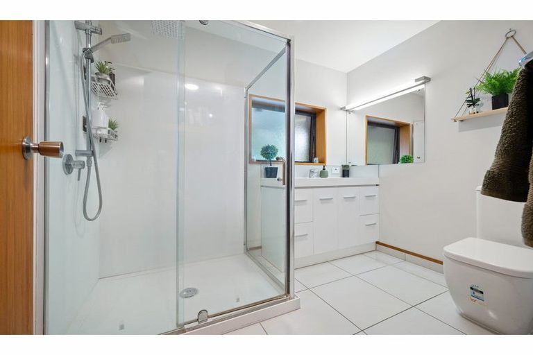 Photo of property in 1/37 Englefield Road, Belfast, Christchurch, 8051