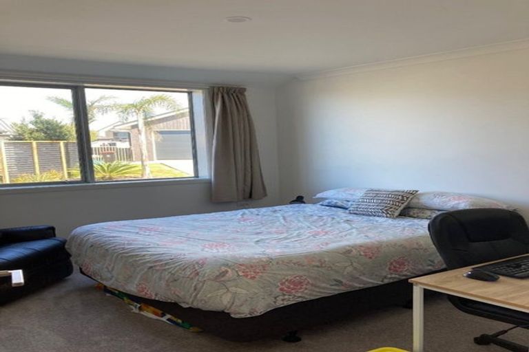 Photo of property in 2 Pikao Retreat, Papamoa Beach, Papamoa, 3118