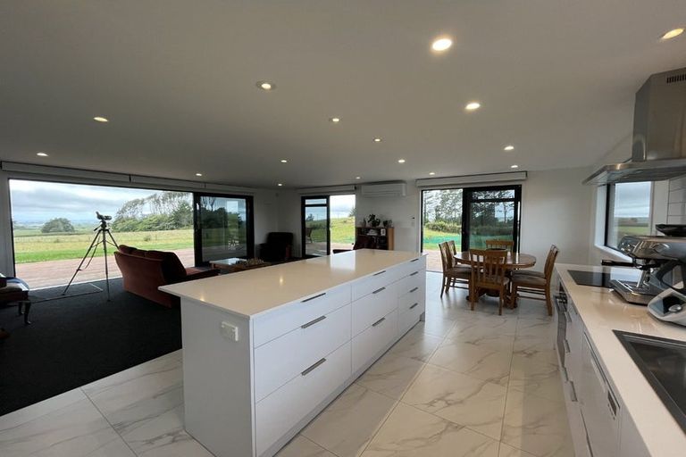 Photo of property in 1250 Mangorei Road, Mangorei, New Plymouth, 4371
