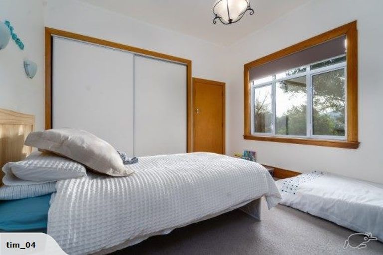 Photo of property in 46 Cologne Street, Martinborough, 5711