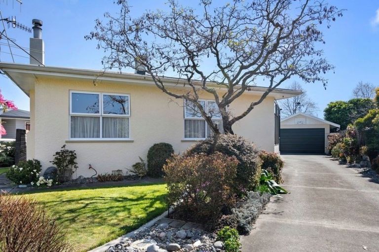 Photo of property in 22 Tennyson Crescent, Stoke, Nelson, 7011