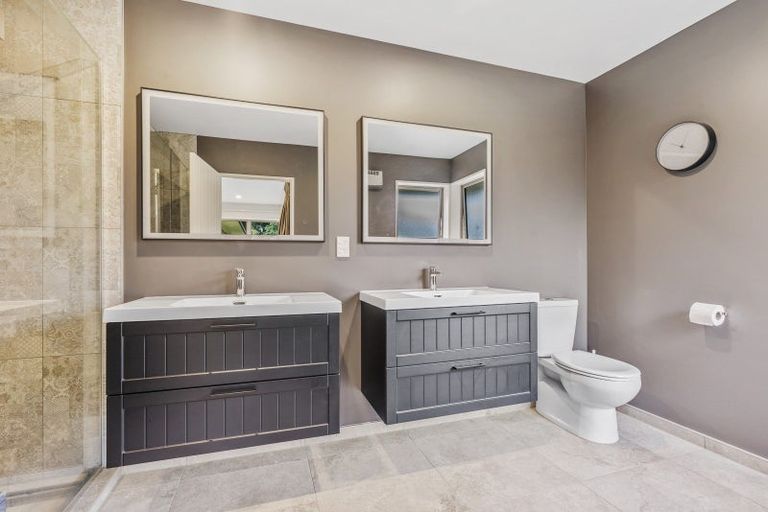 Photo of property in 19 Marlowe Place, Rolleston, 7614