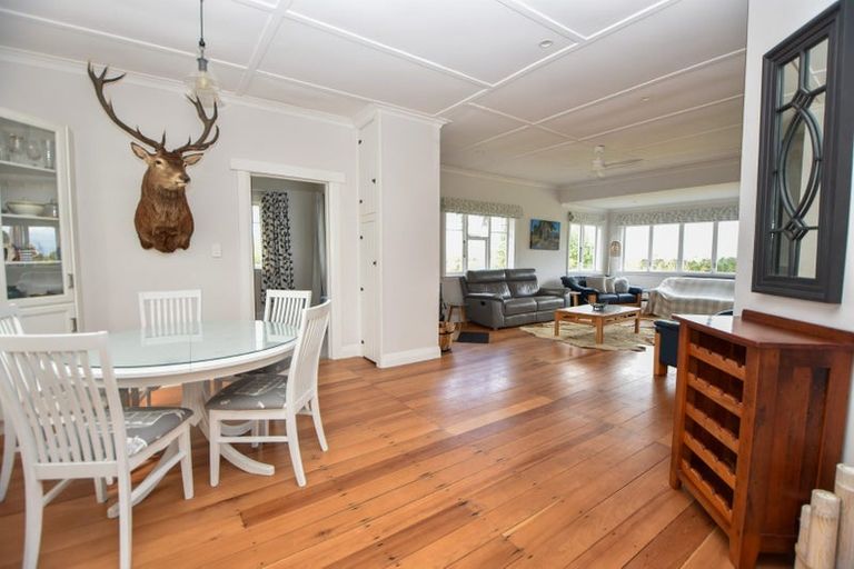 Photo of property in 180 Te Wharau Road, Admiral Hill, Masterton, 5883