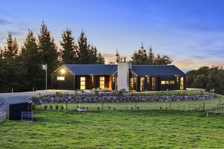 Photo of property in 1640 Mangorei Road, Mangorei, New Plymouth, 4371