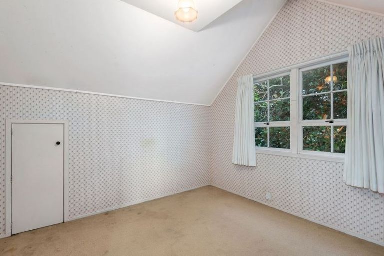 Photo of property in 3 Crete Avenue, Milford, Auckland, 0620