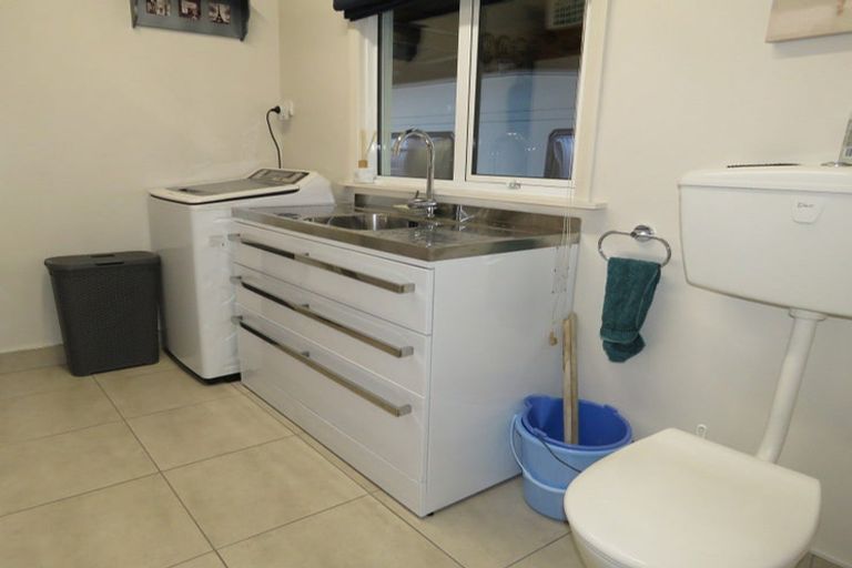 Photo of property in 15 Sinnamon Street, Reefton, 7830