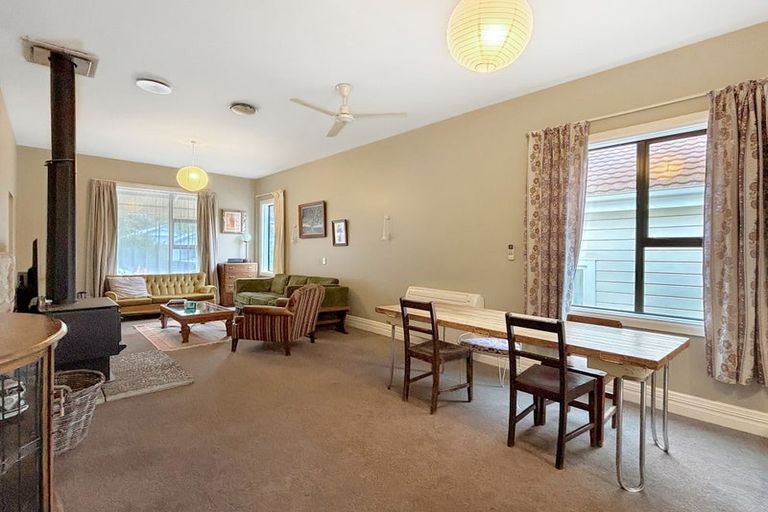 Photo of property in 51 Oxford Street, Lyttelton, 8082