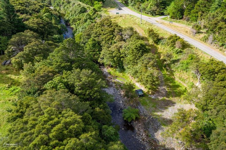 Photo of property in 814 Mikimiki Road, Mikimiki, Masterton, 5881