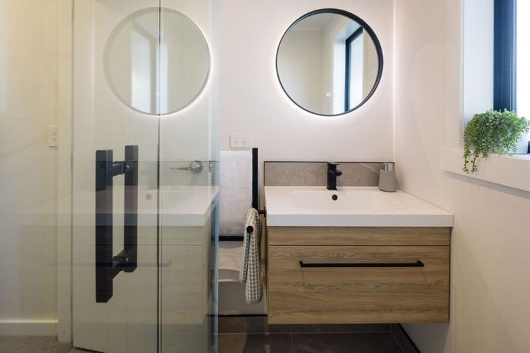 Photo of property in 2d Chedworth Avenue, Chedworth, Hamilton, 3210