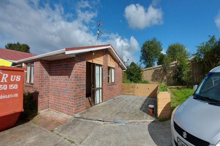 Photo of property in 13 Muriel Place, Ranui, Auckland, 0612