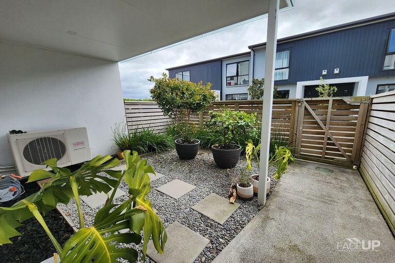 Photo of property in 15 Glenae Lane, Hobsonville, Auckland, 0618