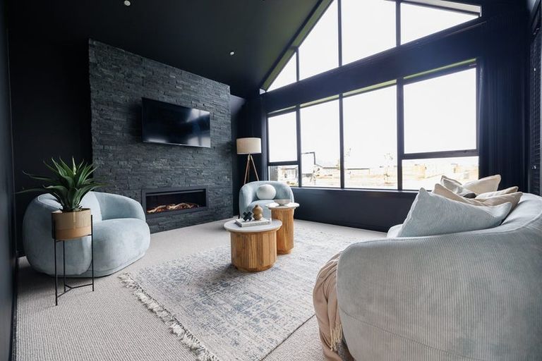 Photo of property in 13 Aarts Place, One Tree Point, 0118