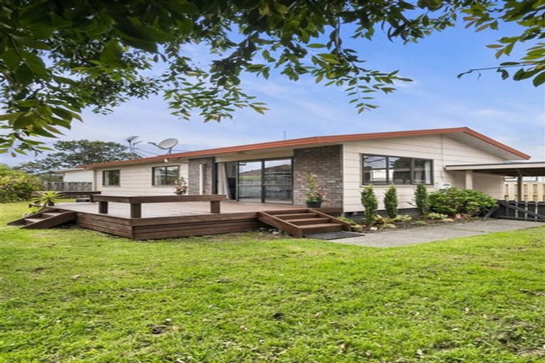 Photo of property in 1/12 Aurea Avenue, Pakuranga, Auckland, 2010