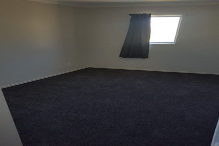 Photo of property in 5 Chancellor Way, Crofton Downs, Wellington, 6035