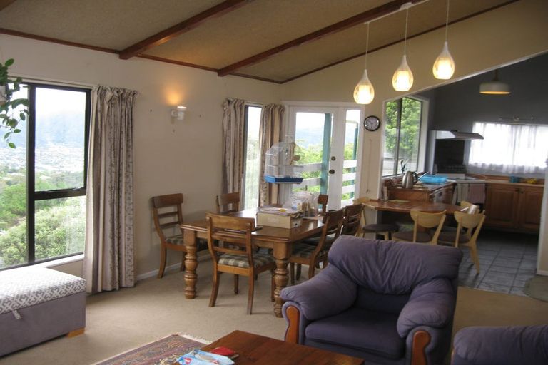 Photo of property in 272 Dowse Drive, Maungaraki, Lower Hutt, 5010