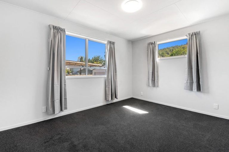 Photo of property in 3 Paterson Grove, Pukehangi, Rotorua, 3015