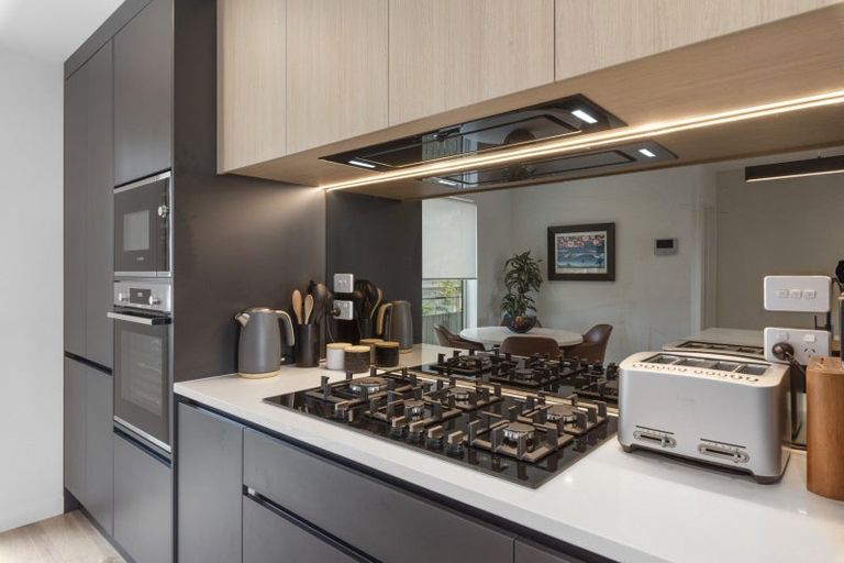 Photo of property in 4/4 Jutland Road, Hauraki, Auckland, 0622