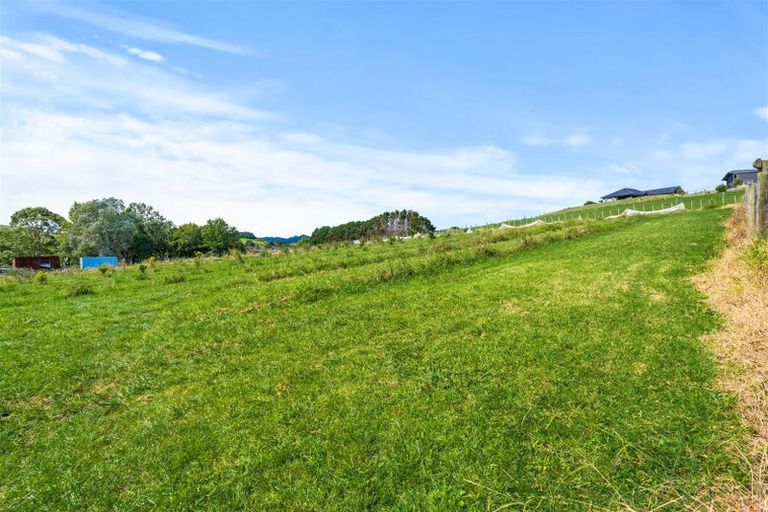 Photo of property in 22 Pataua Road North, Whareora, Whangarei, 0175