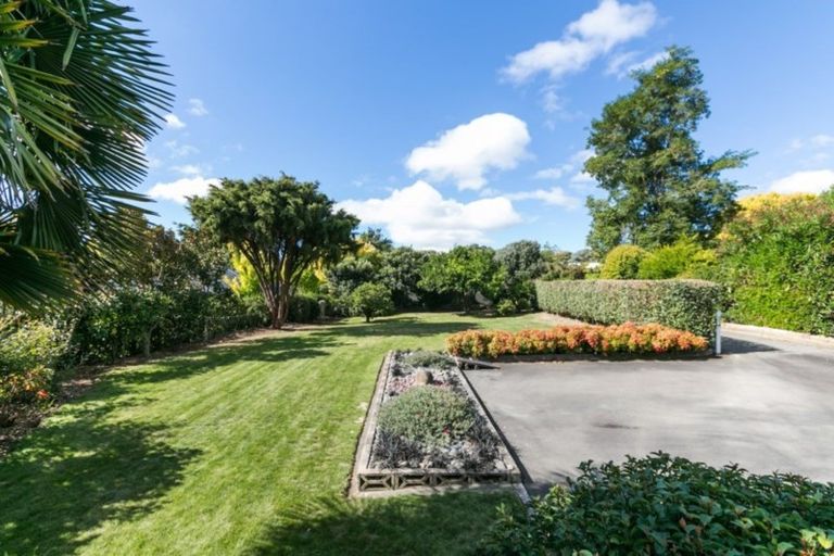 Photo of property in 12 Margaret Avenue, Havelock North, 4130