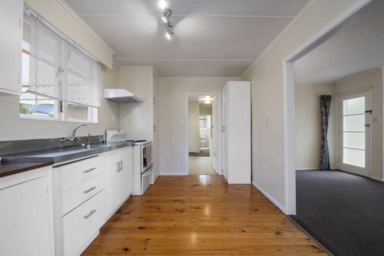 Photo of property in 228 Balmoral Drive, Tokoroa, 3420