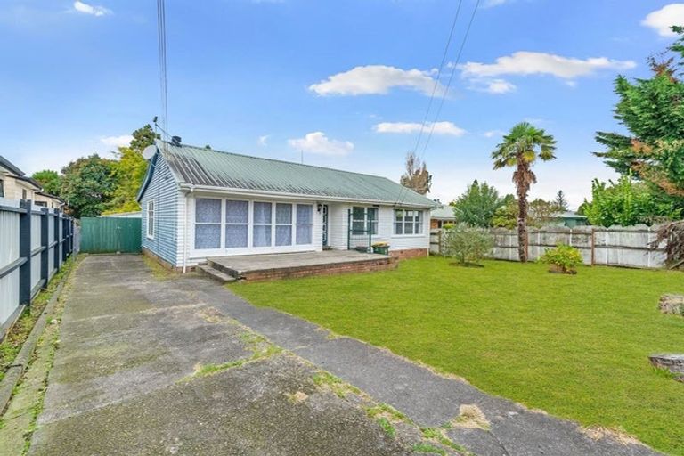 Photo of property in 11 Cornwall Road, Papatoetoe, Auckland, 2025