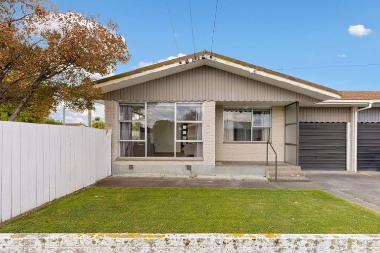 Photo of property in 1 Cheviot Street, Spreydon, Christchurch, 8024