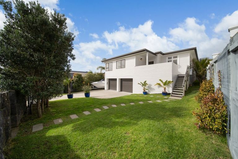 Photo of property in 15 Sea View Terrace, Cockle Bay, Auckland, 2014