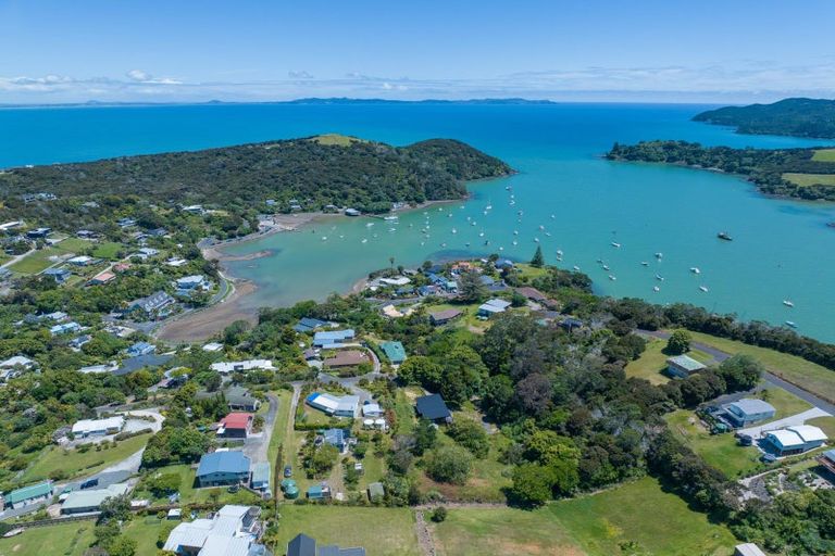 Photo of property in 17 Ranginui Street, Mangonui, 0420