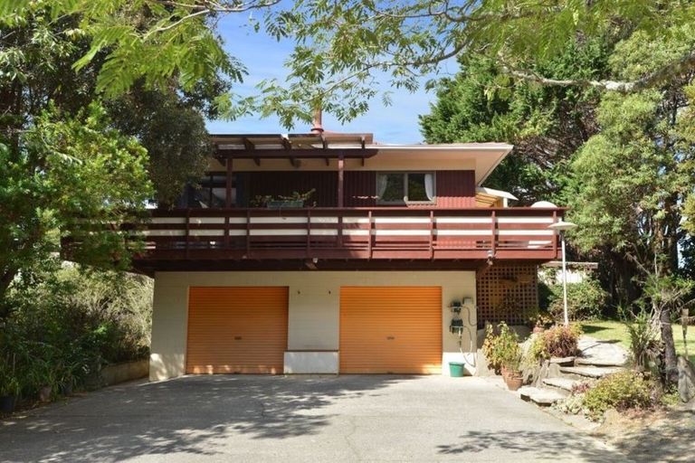 Photo of property in 92 Owhiwa Road, Parua Bay, Onerahi, 0192