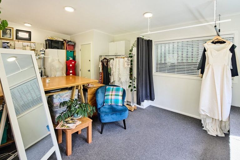 Photo of property in 55 Chester Road, Tawa, Wellington, 5028