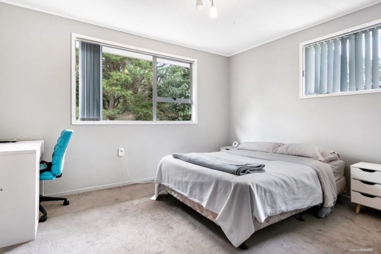 Photo of property in 2 Miro Street, New Lynn, Auckland, 0600
